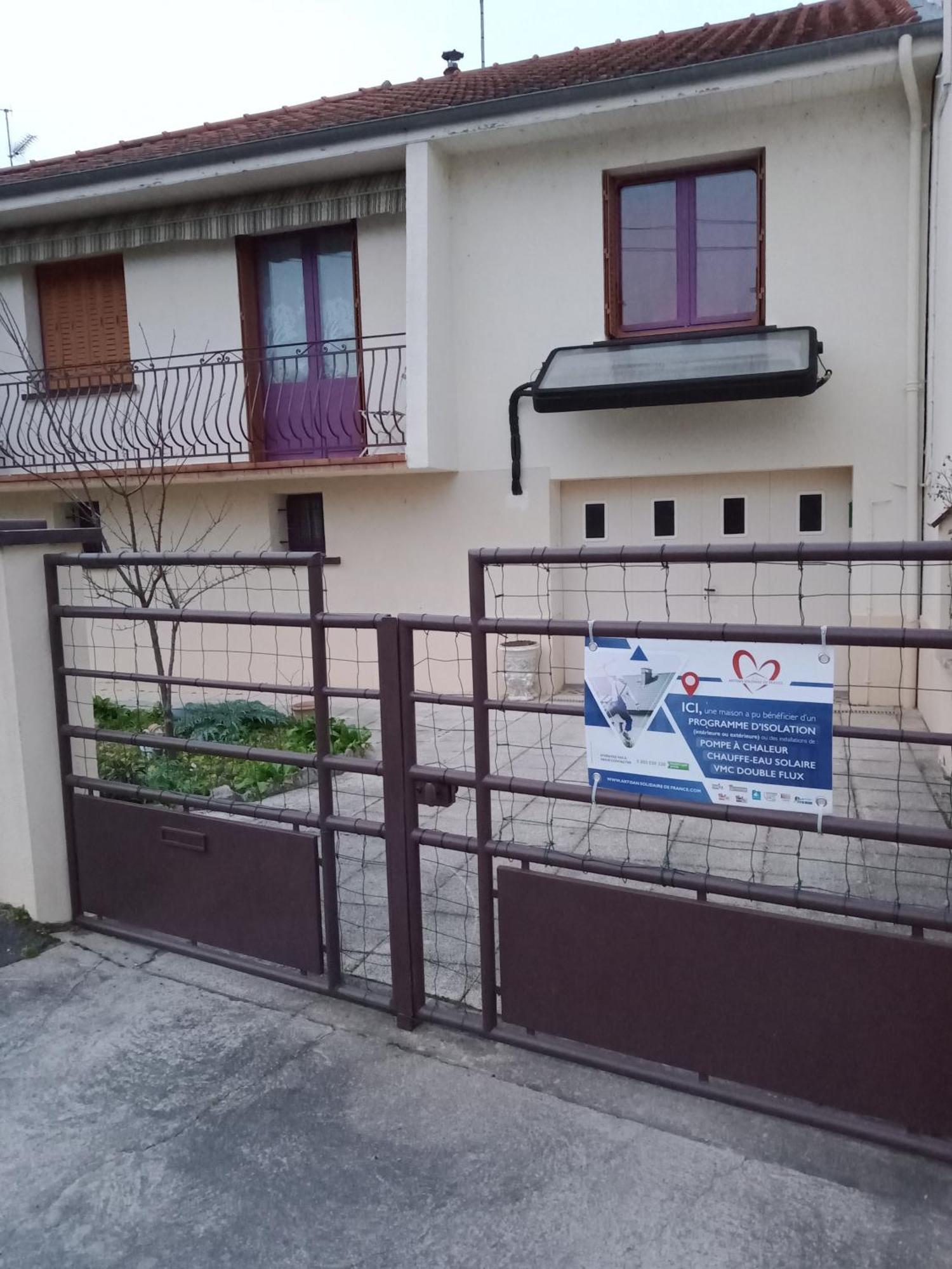 Maison Entiere Avec Parking, Garage Et Jardin 몽뤼꽁 객실 사진